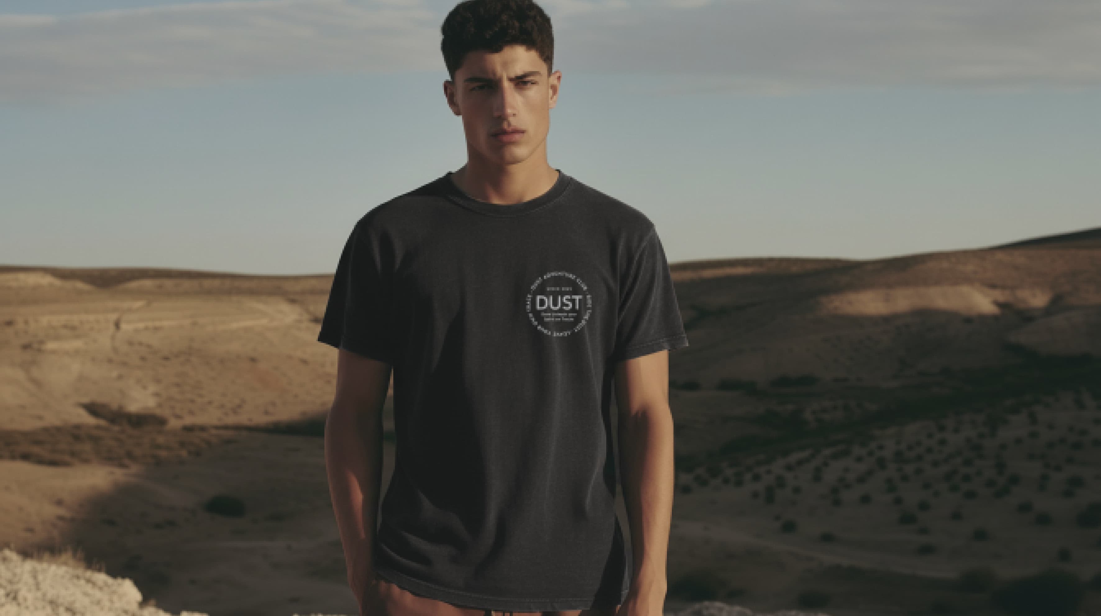 DUST HERITAGE TEE