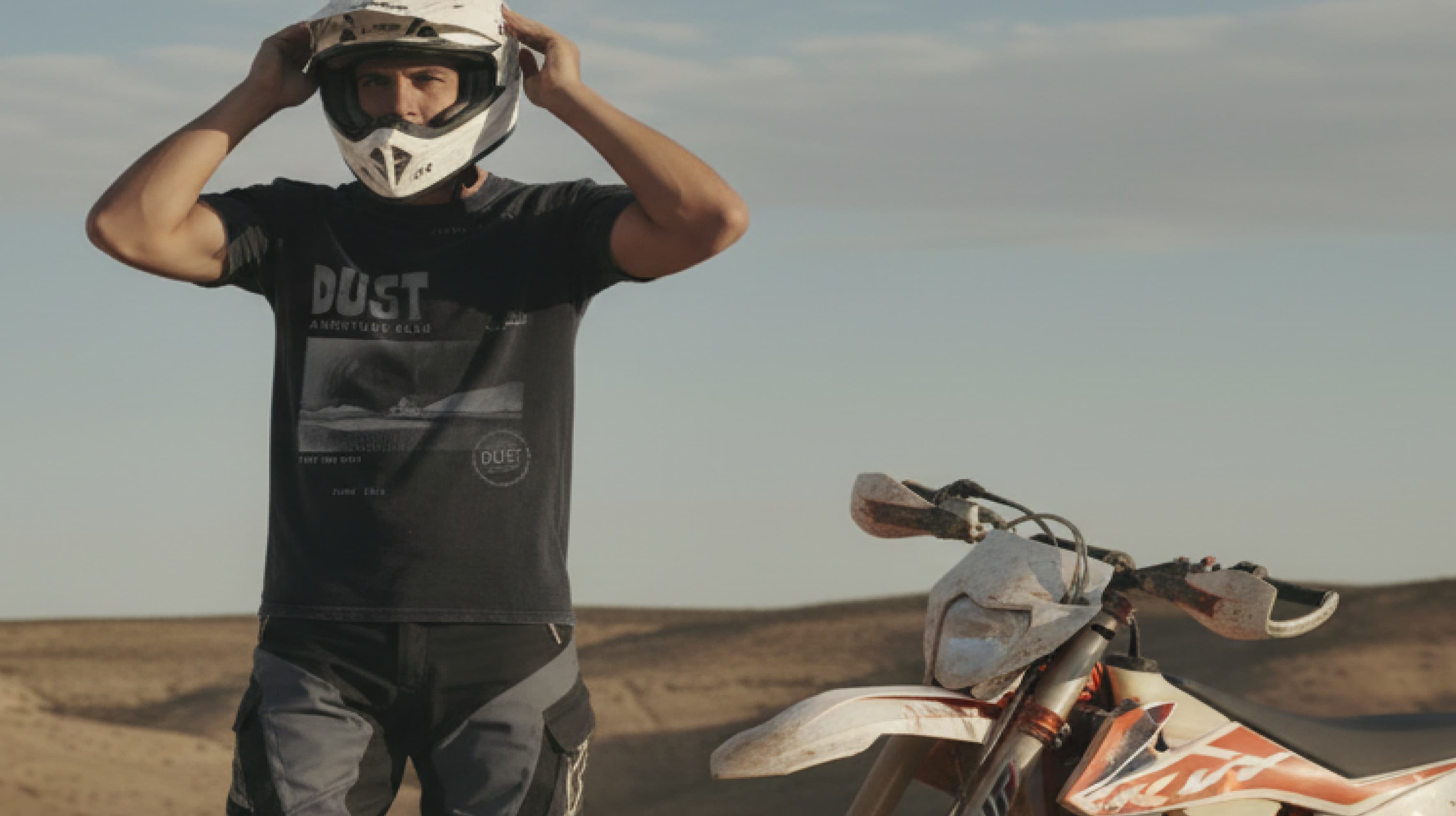 DUST DUNE TEE